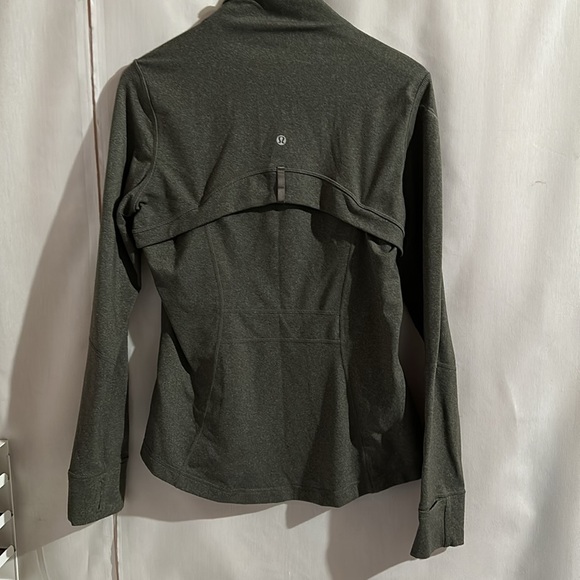 Lululemon Define Jacket Sage Green Size 12 - Picture 2 of 3